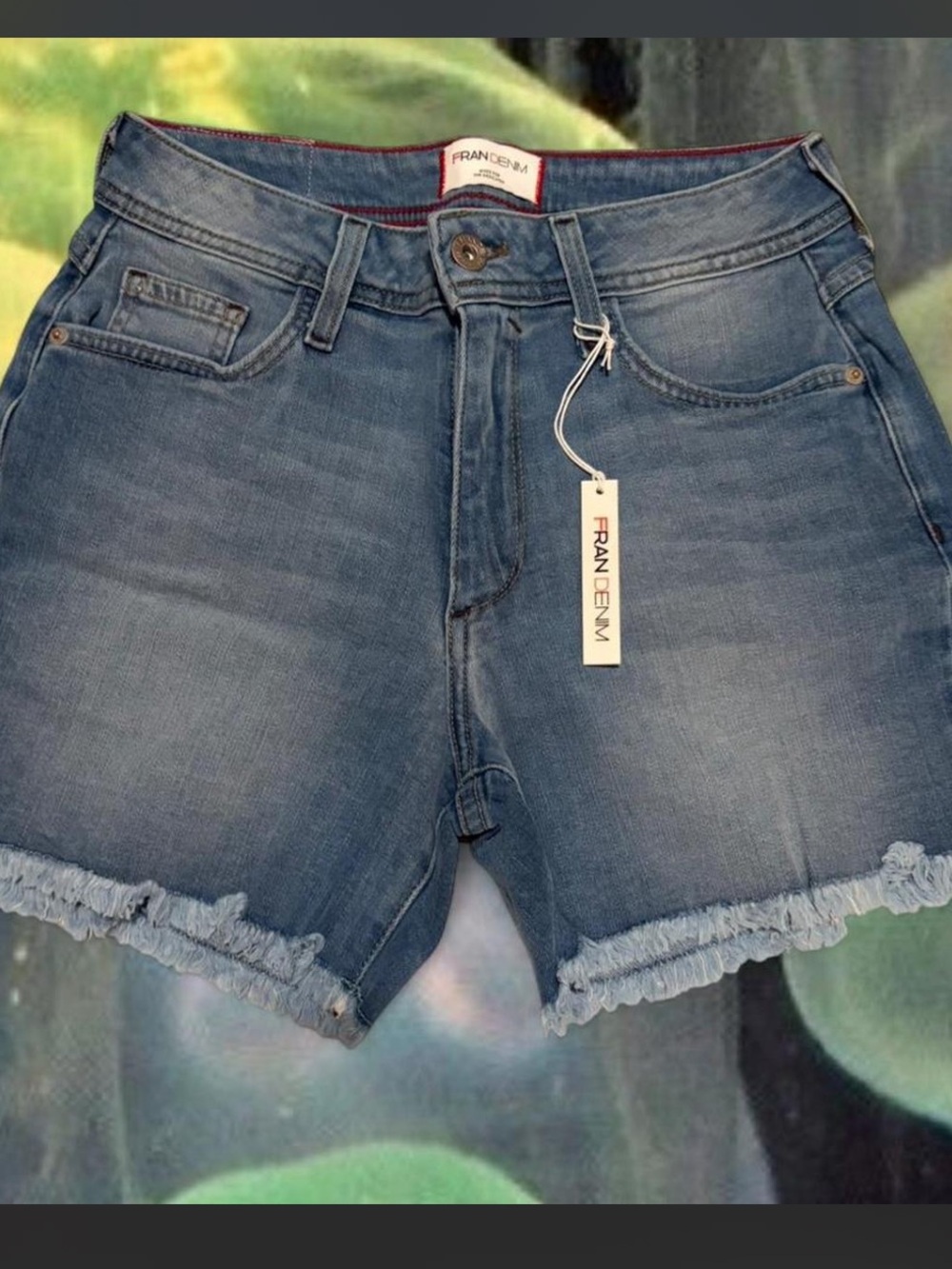 NWT Fran Denim "Lauren" Athletic Fit Shorts Size 26
